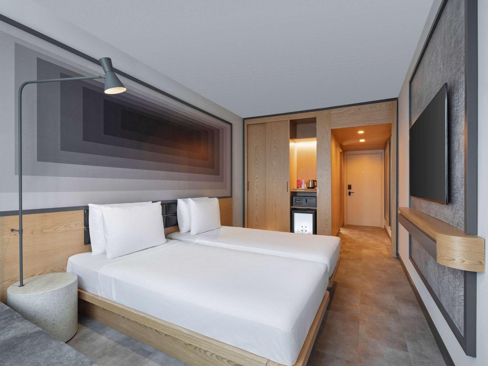 Hotel Ibis Istanbul Sisli Exterior foto