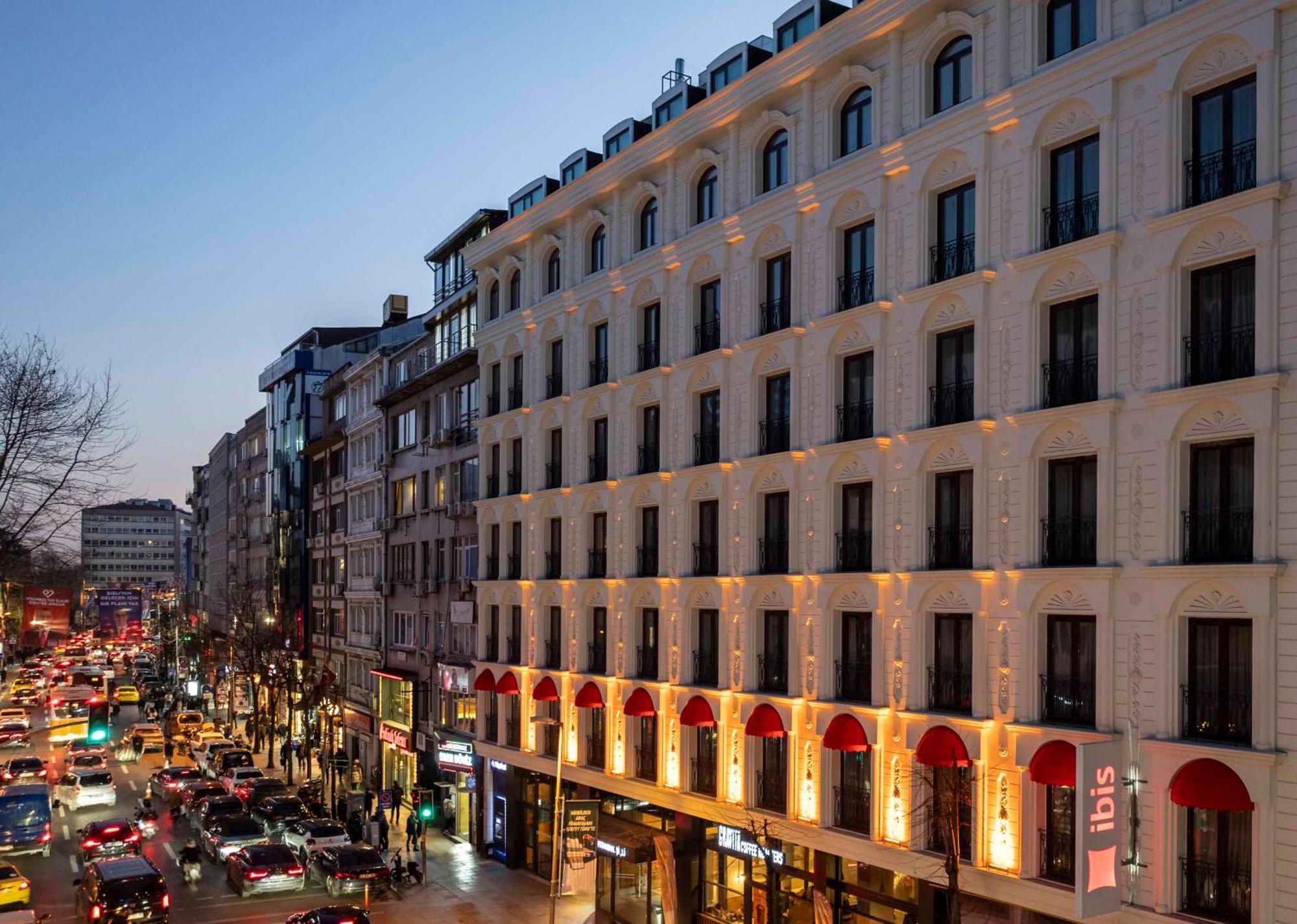 Hotel Ibis Istanbul Sisli Exterior foto
