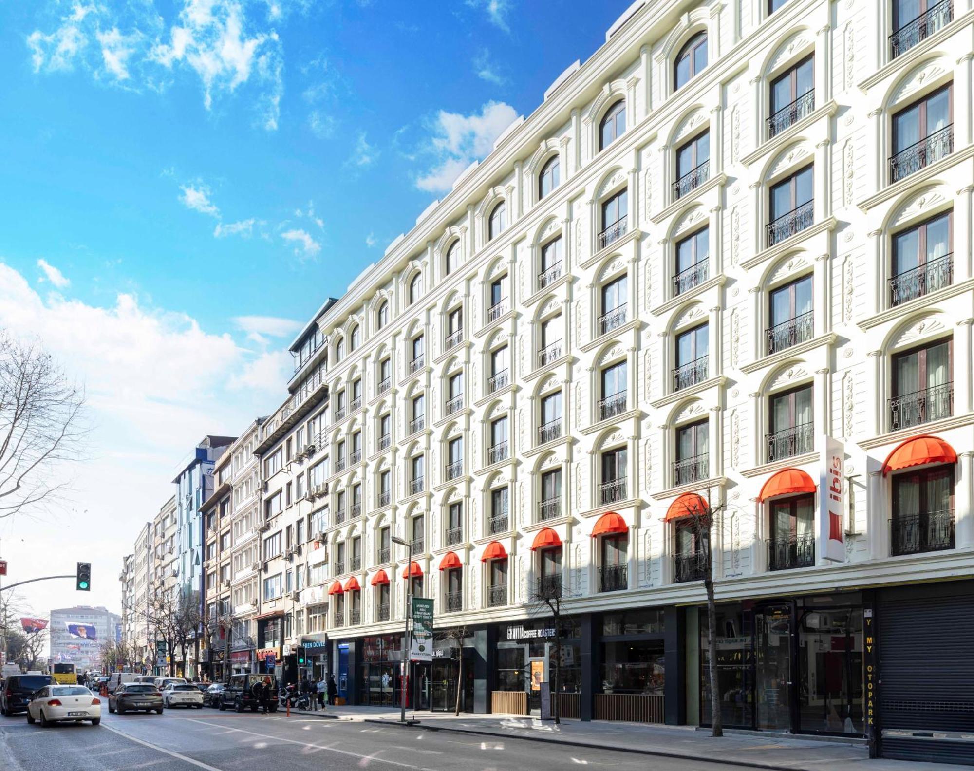 Hotel Ibis Istanbul Sisli Exterior foto